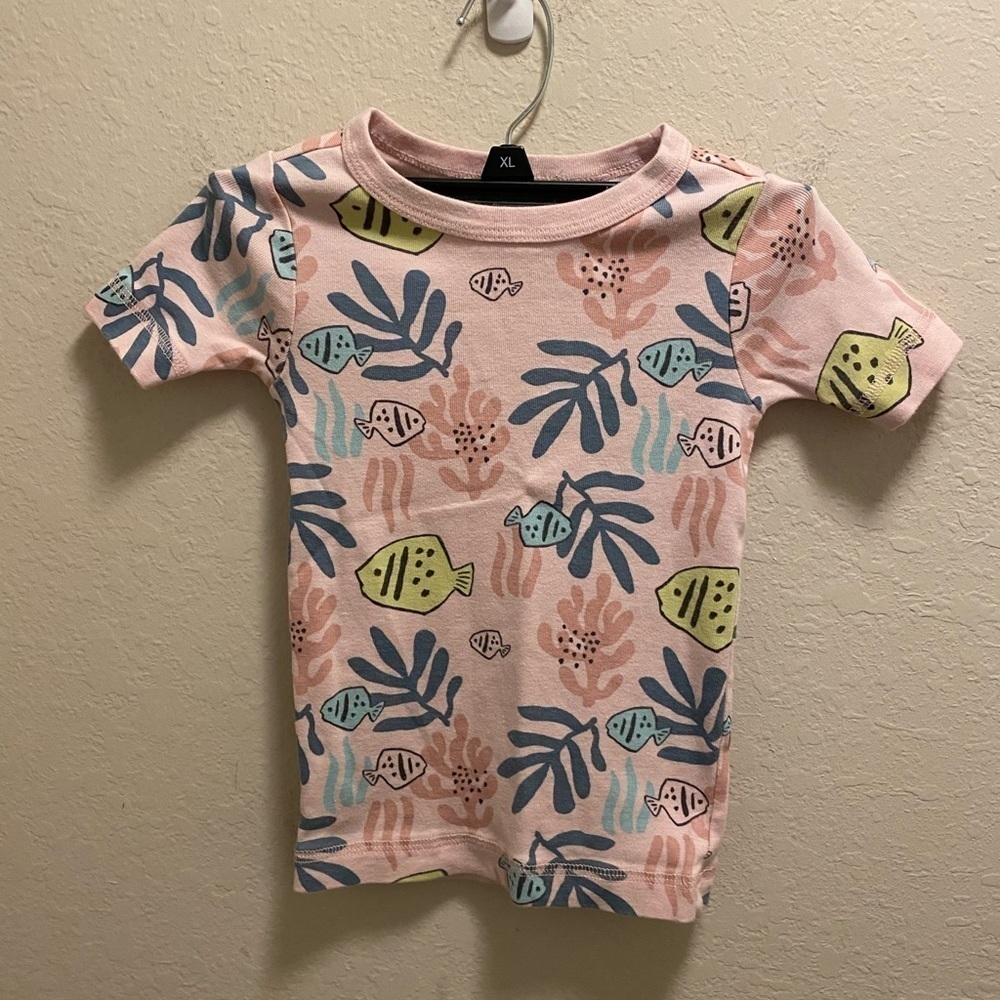 Tea Collection Pink Ocean Theme Short Sleeve Pajama Top Size 4